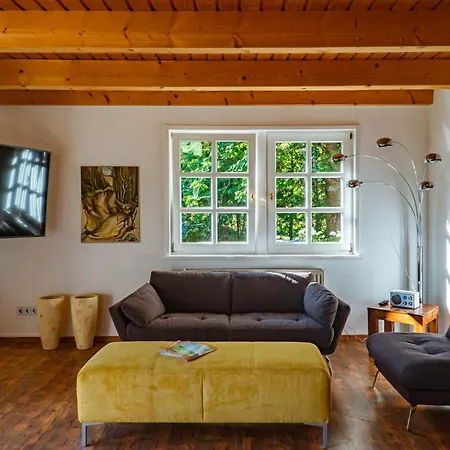 Reetdachfachwerkvilla Am Wiesengrund