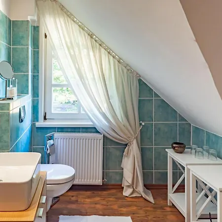 Reetdachfachwerkvilla Am Wiesengrund *