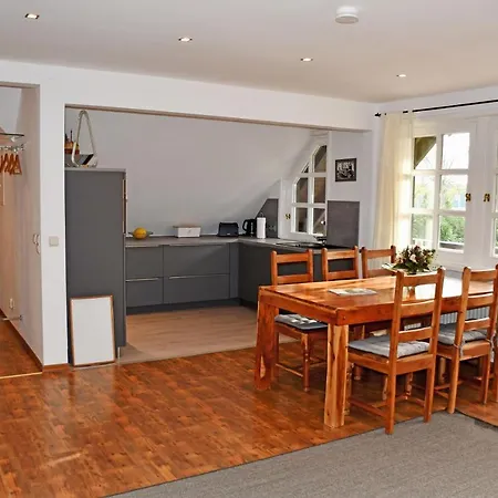 Apartment Reetdachfachwerkvilla Am Wiesengrund