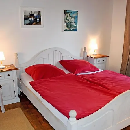 Apartment Reetdachfachwerkvilla Am Wiesengrund